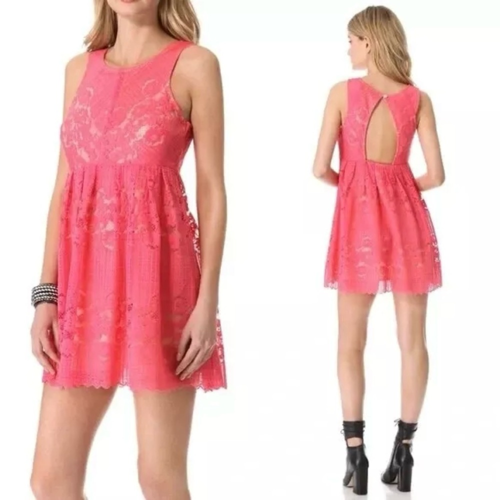 FREE PEOPLE Dress ROCCO Cherry Floral Lace Pointelle Lined Cut OutBack Size 4